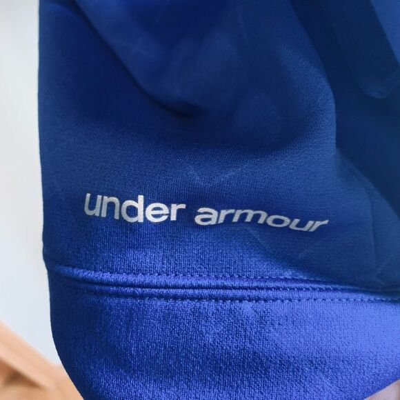 Under Armour Zip Up sweatshirt - Picture 7 of 11